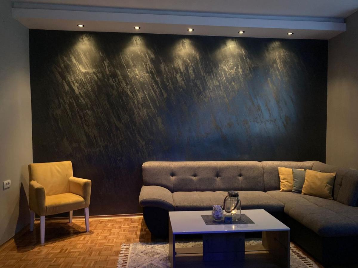 Apartment Dunja Center Welcome โนวีซาด ภายนอก รูปภาพ