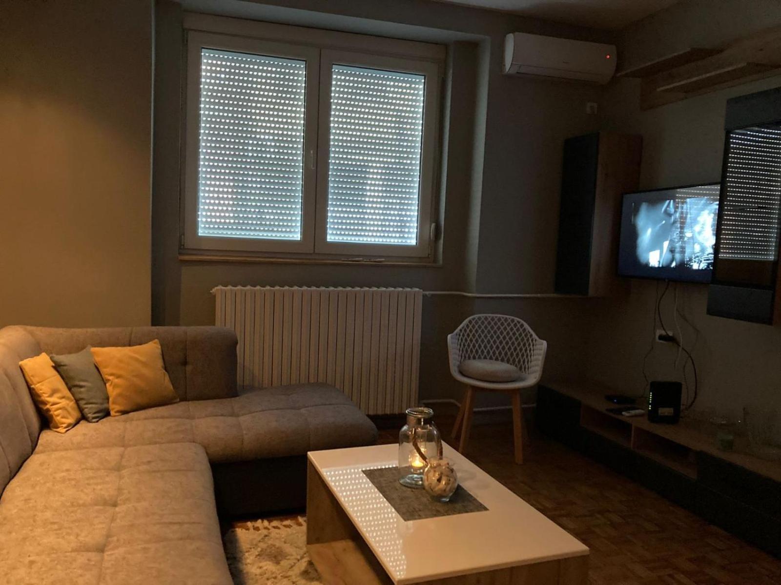 Apartment Dunja Center Welcome โนวีซาด ภายนอก รูปภาพ